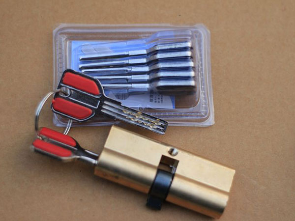 洋县24小时上门开锁公司